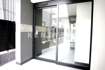 【エントランス】 | Twin Square Ⅰ | 清潔なエントランスです