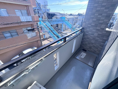 【バルコニー】 | ファミールヤナガワ