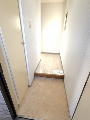 【玄関】 | ファミールヤナガワ