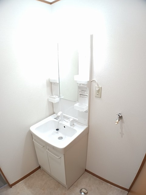 ヴィーブル Sの洗面所