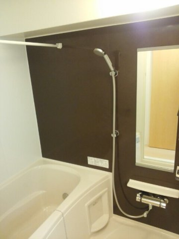 メゾン・ド・プルミエＢの浴室|コンパクトで使いやすいお風呂です