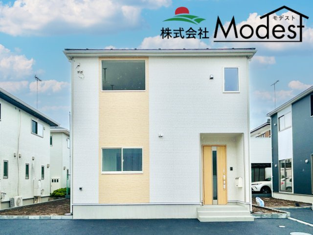 太田市新野町の外観|年中無休で平日の仕事終わり夜２０時まで受付可能です。
事前のご予約がオススメです。お気軽にお問い合わせください。