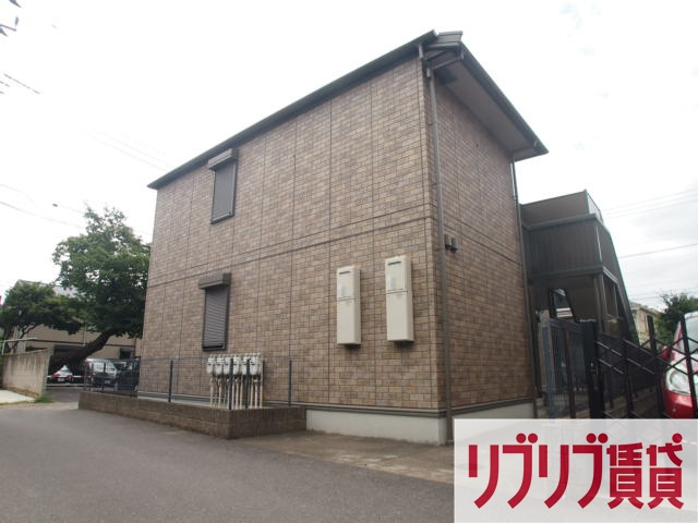 ロイヤルクレッセント西登戸　弐番館の外観