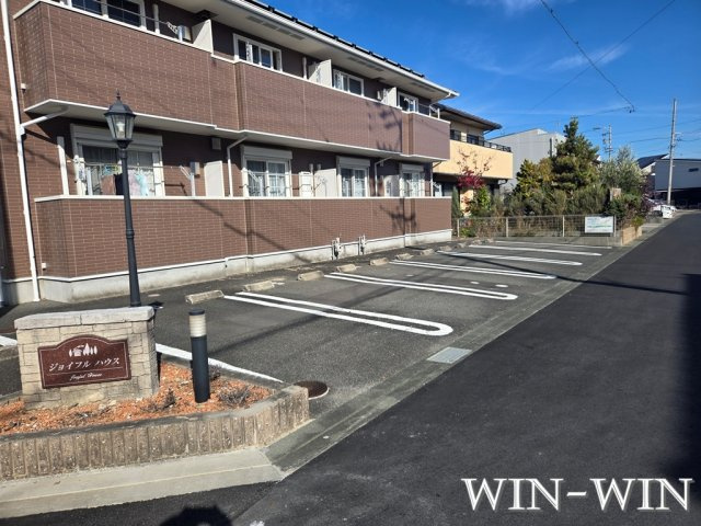 JOYFUL HOUSEの駐車場