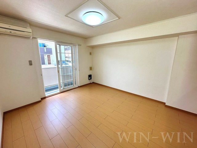 JOYFUL HOUSEの居間・リビング