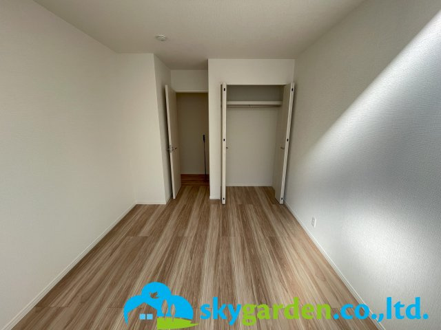 藤沢市善行　未入居戸建　全2棟2号棟の寝室