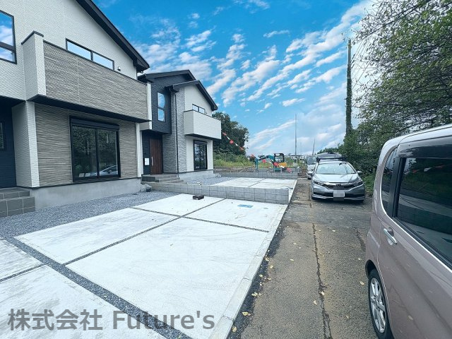 流山市駒木　新築戸建　全2棟　1号棟の前面道路含む現地写真|前面道路含む現地写真です