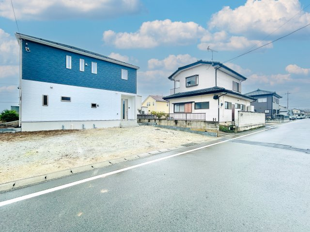 太田市世良田町の前面道路含む現地写真|閑静な住宅街♪前面道路6ｍ♪