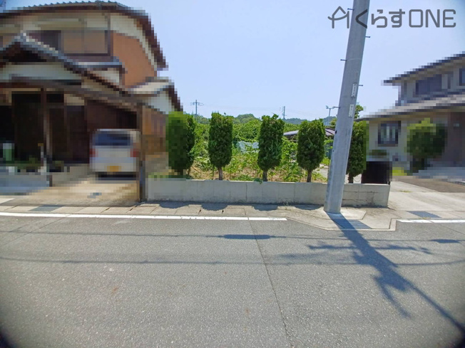 【前面道路含む現地写真】 | たつの市揖保川町片島／中古戸建