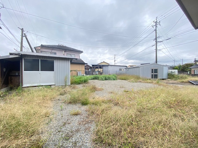 都城市下長飯町の中古一戸建の庭