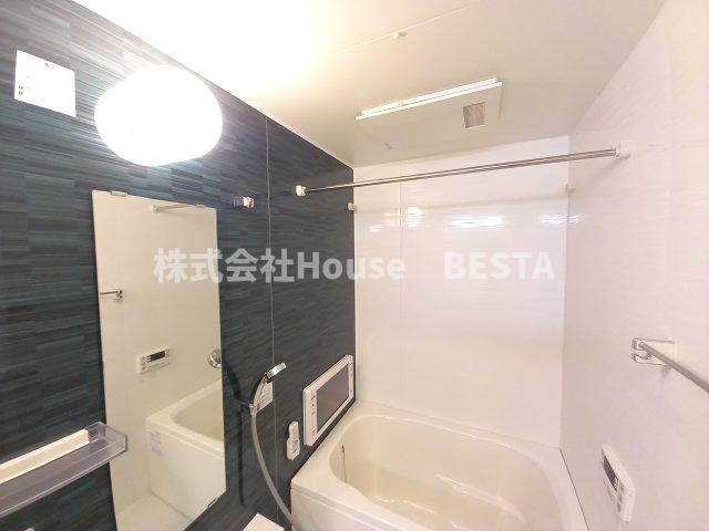 シャーメゾン神戸の浴室