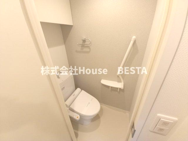 シャーメゾン神戸のトイレ