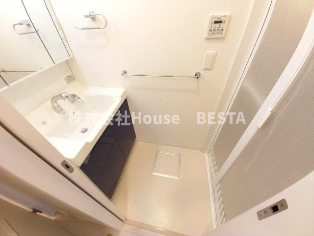 シャーメゾン神戸の洗面所