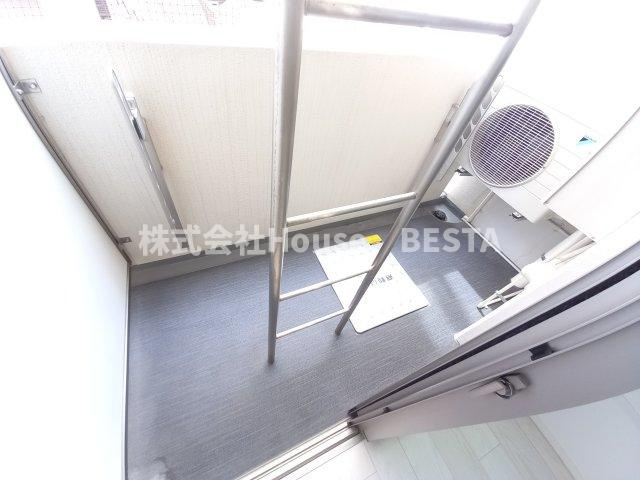 シャーメゾン神戸のバルコニー