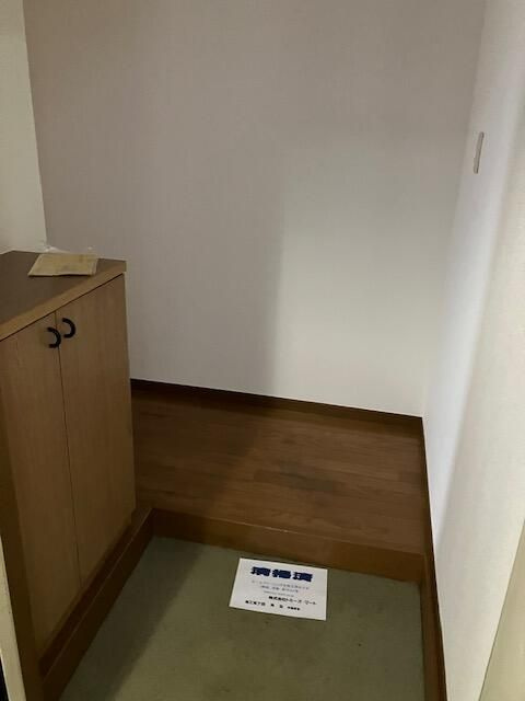富士ビル№１の玄関