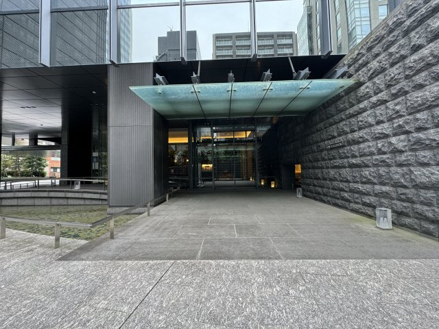 ワテラスタワーレジデンスの駐車場