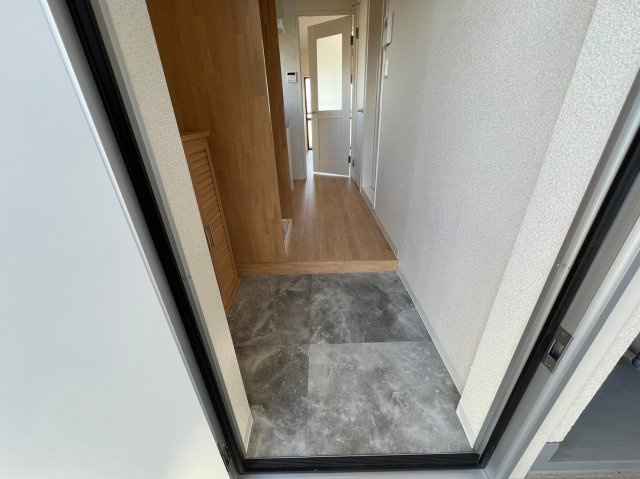 大伸マンションの玄関