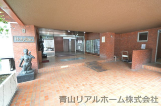 【エントランス】