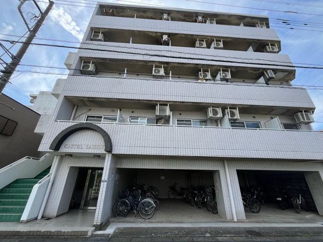 【現況写真】 | キャトルセゾン淵野辺 | 景色重視でお家選ぶをするとスーパーが遠い！学校が遠い！など生活をするうえで利便性で困ることもあります。まず一度現地を見学する際に、周辺の施設などがあるかを確認し、暮らし始めた後のことを想像しましょう。