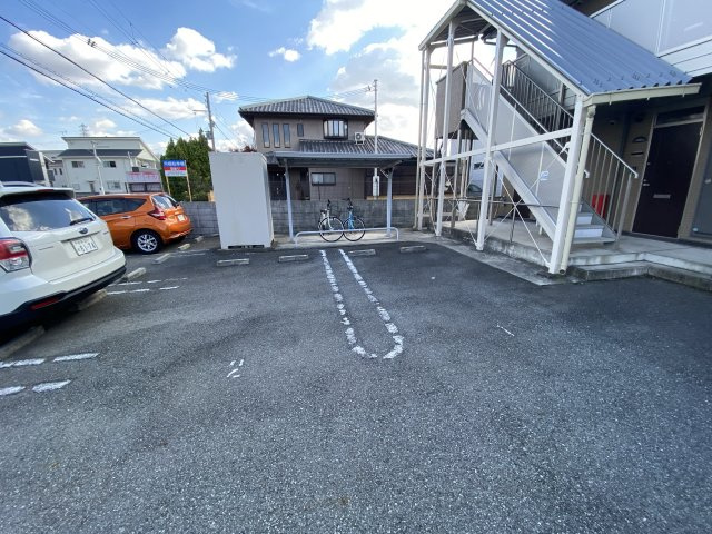 カーサおこのみの駐車場