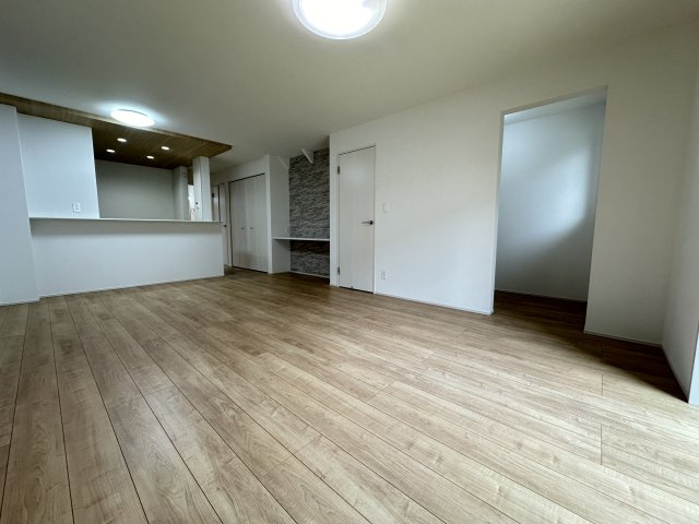 座間市ひばりが丘3丁目 庭付き戸建のキッチン