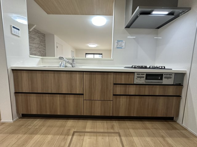 座間市ひばりが丘3丁目 庭付き戸建のキッチン