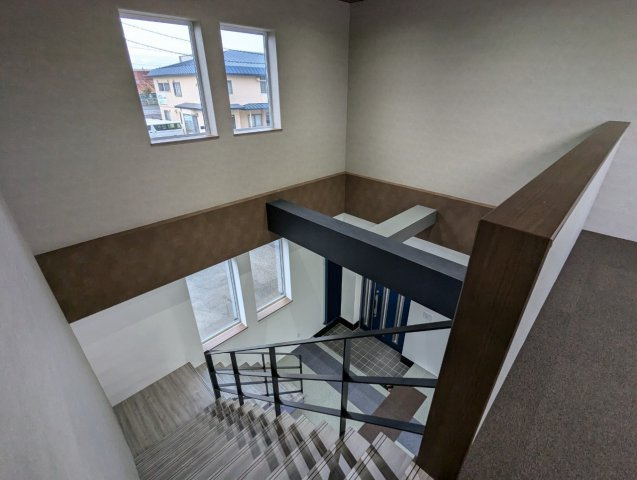 新釧路町【倉庫物件、事務所付き】の内装