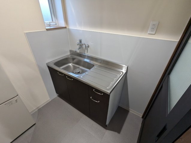 新釧路町【倉庫物件、事務所付き】のキッチン