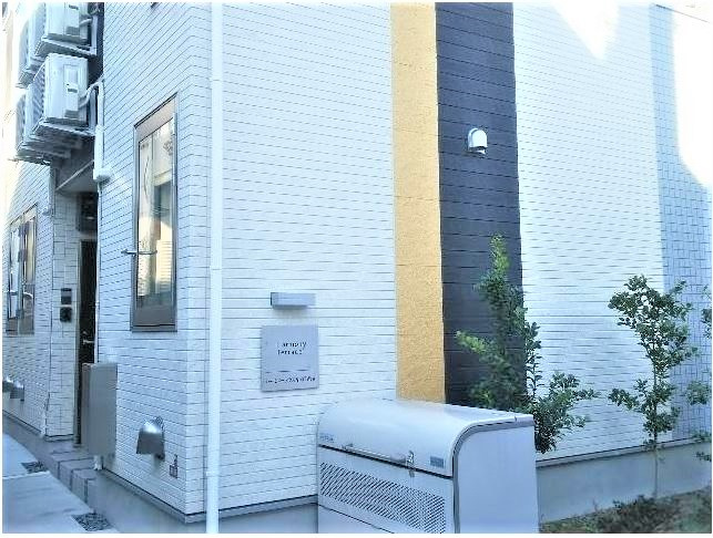 ハーモニーテラス方南町westのエントランス|ゆとりのあるエントランスです