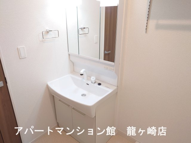 シェノンⅢの独立洗面台
