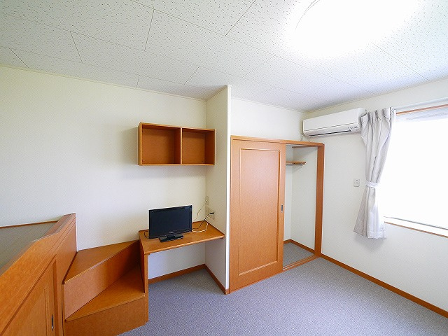 レオパレスセジュールの洋室