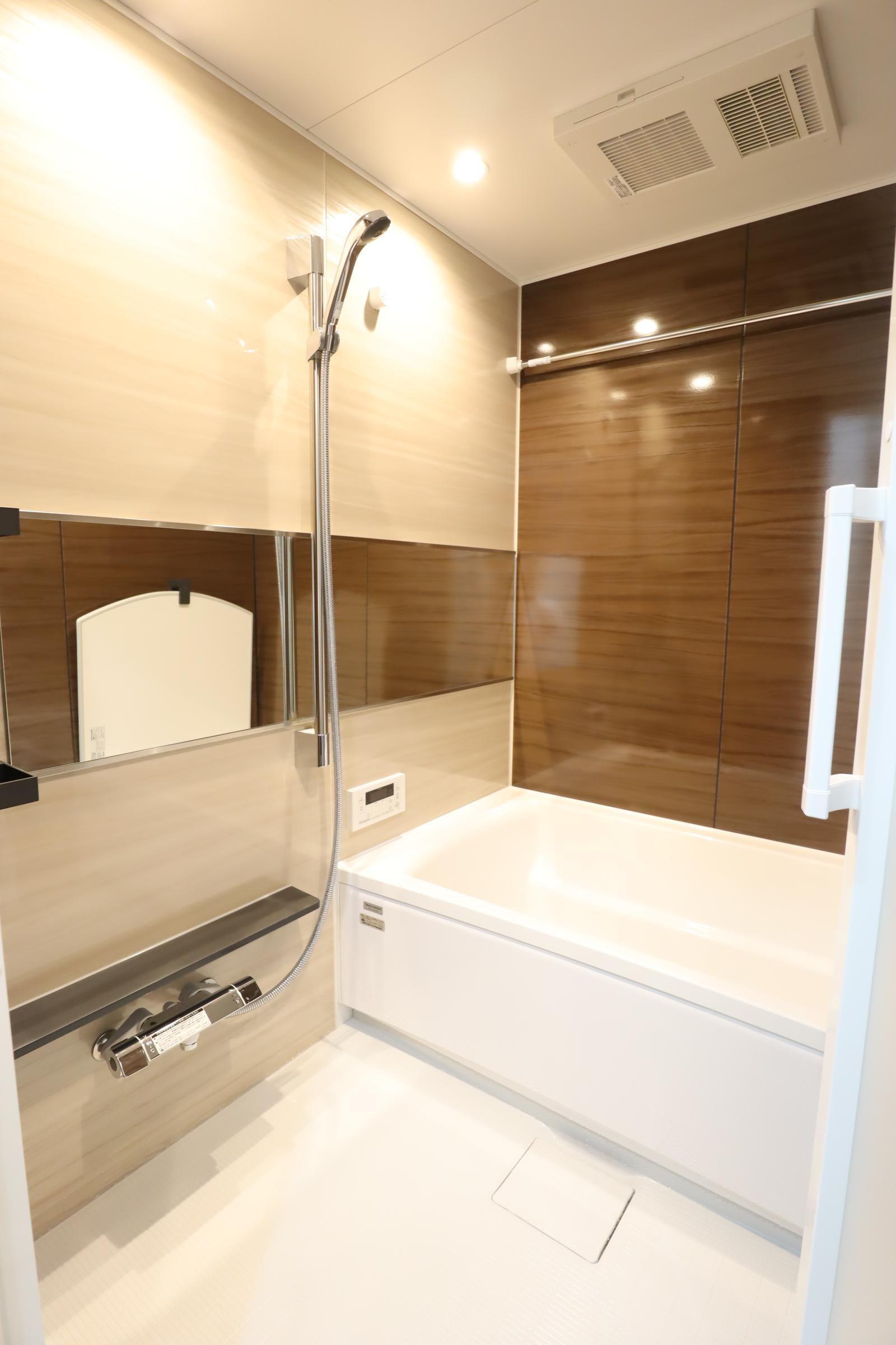 大阪市都島区片町１丁目の賃貸マンションの浴室