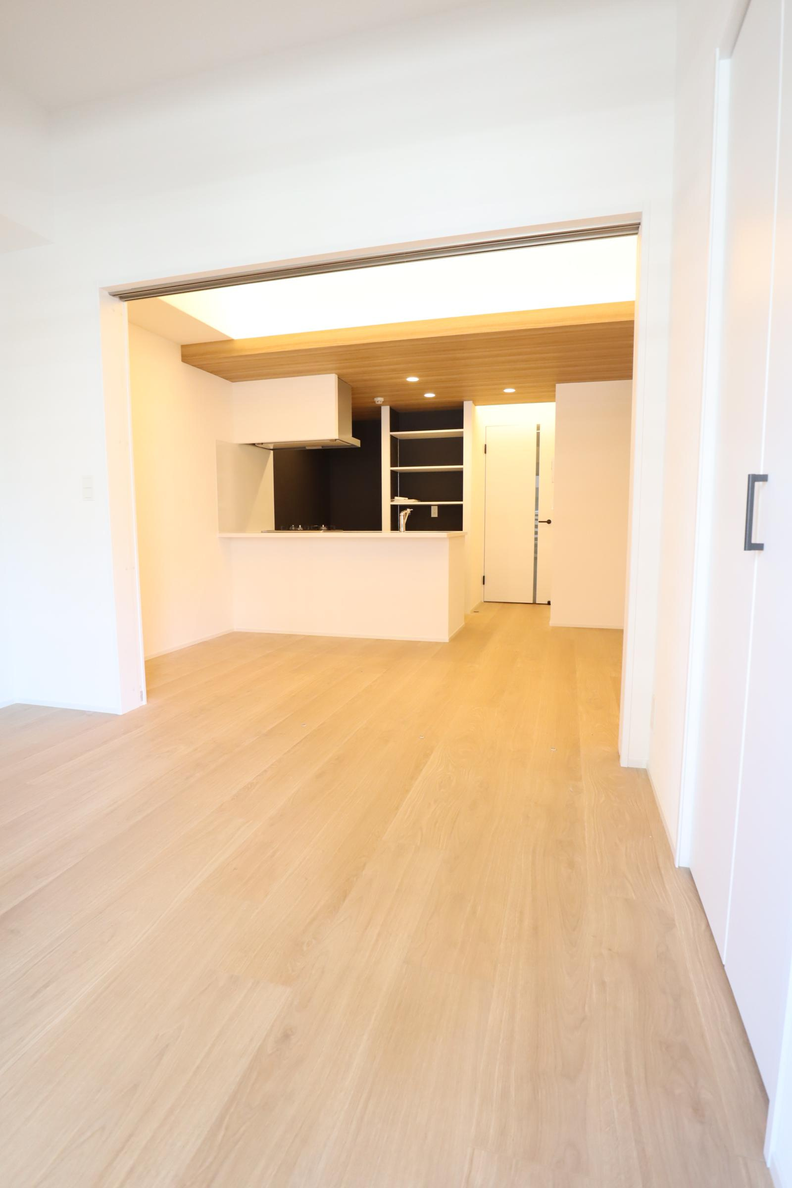 大阪市都島区片町１丁目の賃貸マンションの居間・リビング