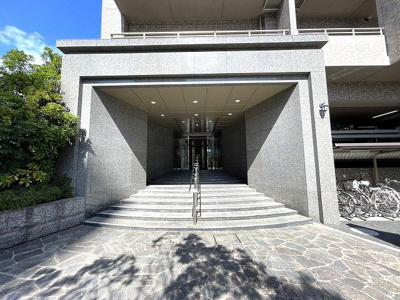 【エントランス】 | ロイヤルガーデン桃太郎通り | ◆◇エントランス◇◆