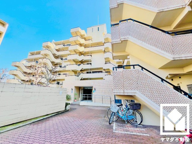 ルミエール葛野大路の外観