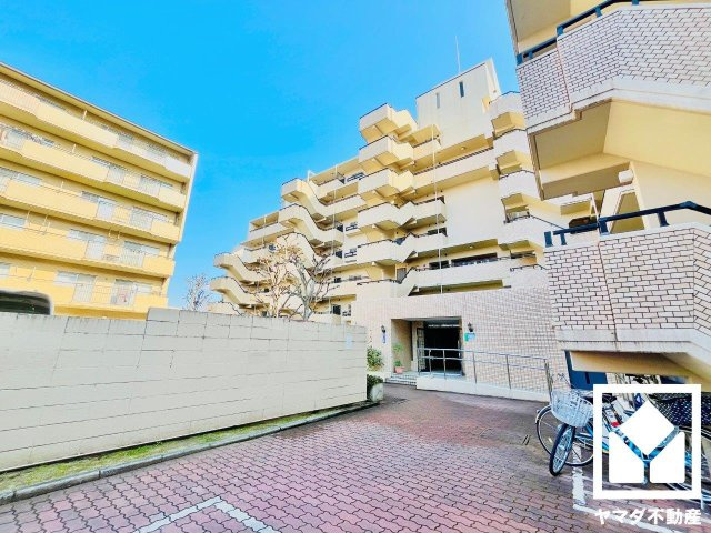 ルミエール葛野大路の外観