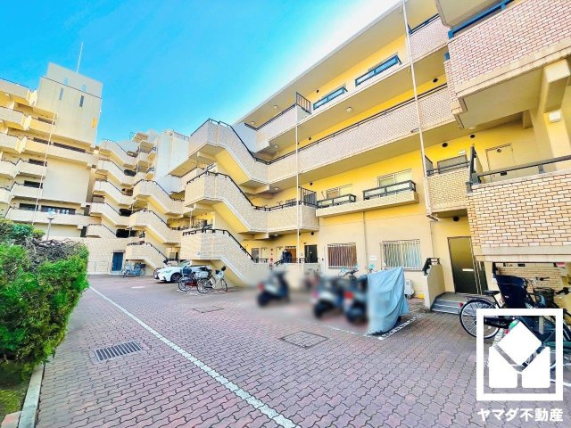 ルミエール葛野大路の外観