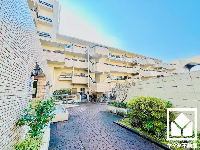 ルミエール葛野大路の外観