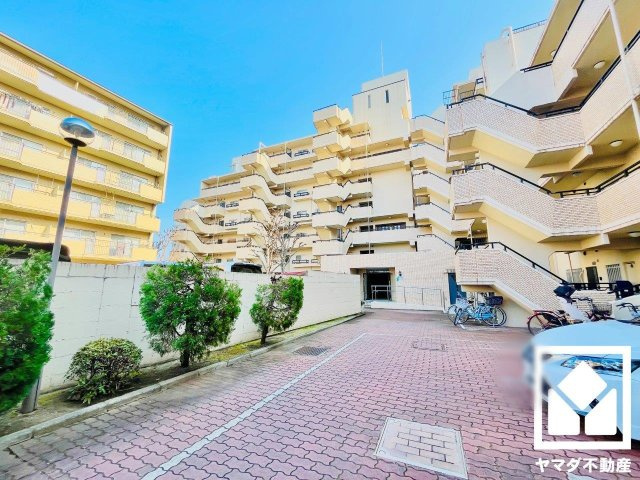 ルミエール葛野大路の外観