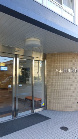 ルネ武庫之荘のエントランス