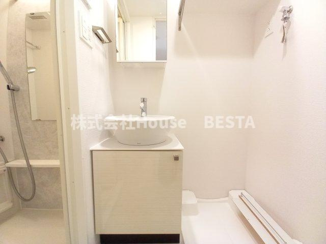 エスリード神戸三宮ヒルズの独立洗面台