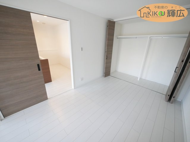 【洋室】 | ユニライフ明石魚住　3階 | 洋室は約6帖ございますので、客間としても最適ですね