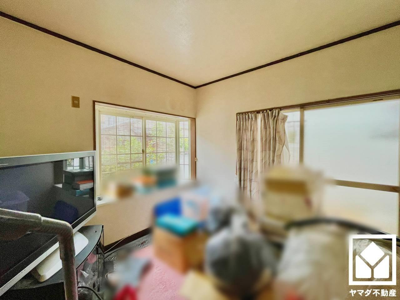 京田辺市三山木直田の居間・リビング
