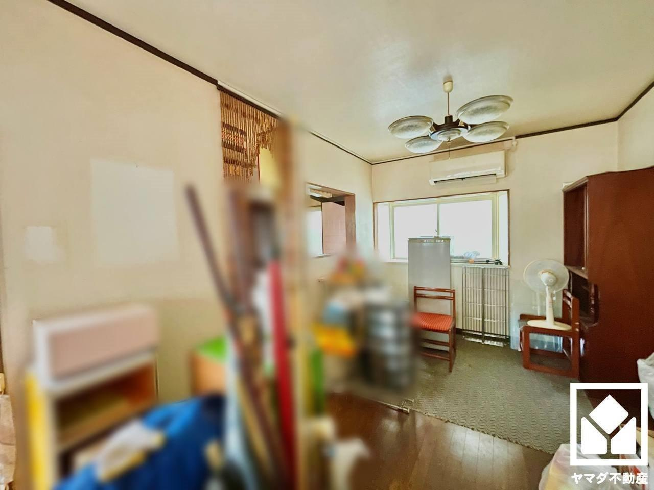 京田辺市三山木直田の居間・リビング