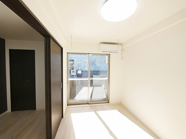 ジーメゾン奈良エルカーサの居間・リビング