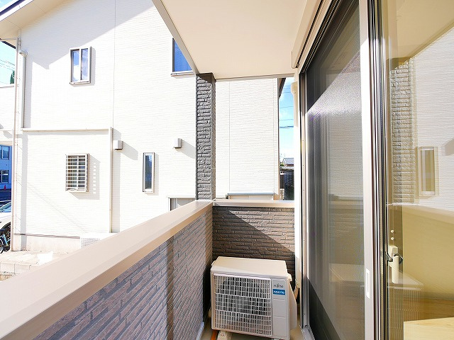 ジーメゾン奈良エルカーサのバルコニー