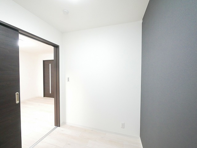 ジーメゾン奈良エルカーサの洋室|ゆったりした洋室です