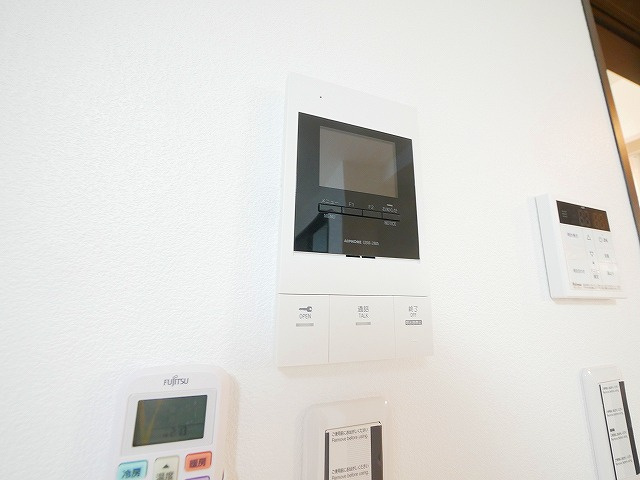 ジーメゾン奈良エルカーサのセキュリティ|モニター付きインターホンです