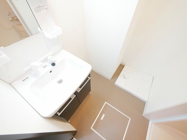 ジーメゾン奈良エルカーサの洗面所|コンパクトで使いやすい洗面所