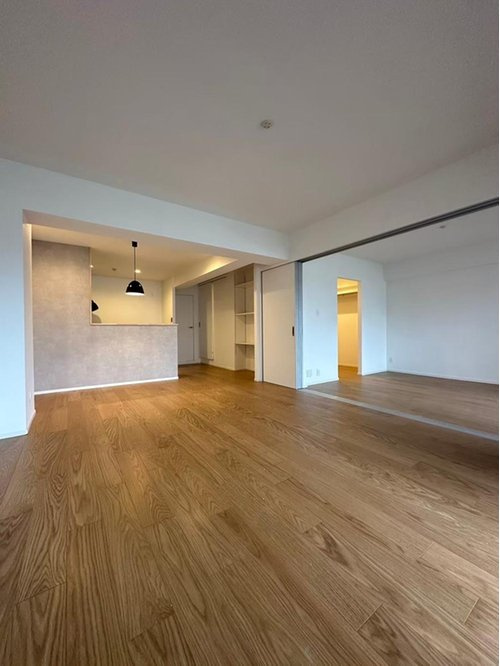 武庫川サニーハイツの居間・リビング